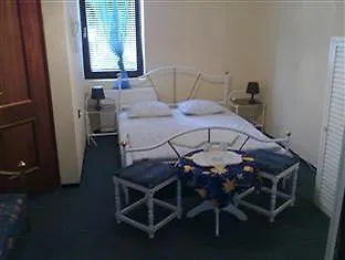 Eva Panzio Hotell 2*